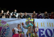 Eduardo Ramírez celebra la identidad chiapaneca en el Desfile de las Culturas de “El Mequé”