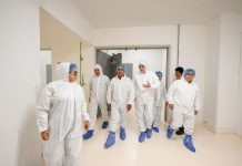 Eduardo Ramírez y Julio Berdegué supervisan avances de la Planta Moscamed en Metapa de Domínguez