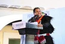 Eduardo Ramírez Aguilar y Juan Carlos Moreno Guillén atestiguan sesión histórica de la SCJN en Tenejapa, Chiapas